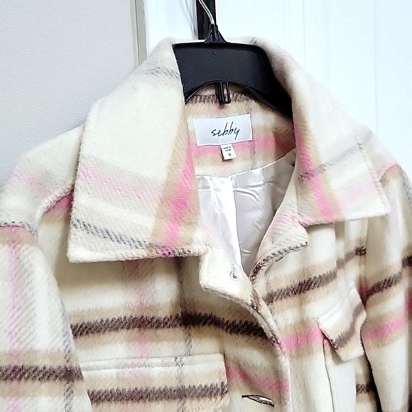 Sebby Shacket - Picture 3 of 4